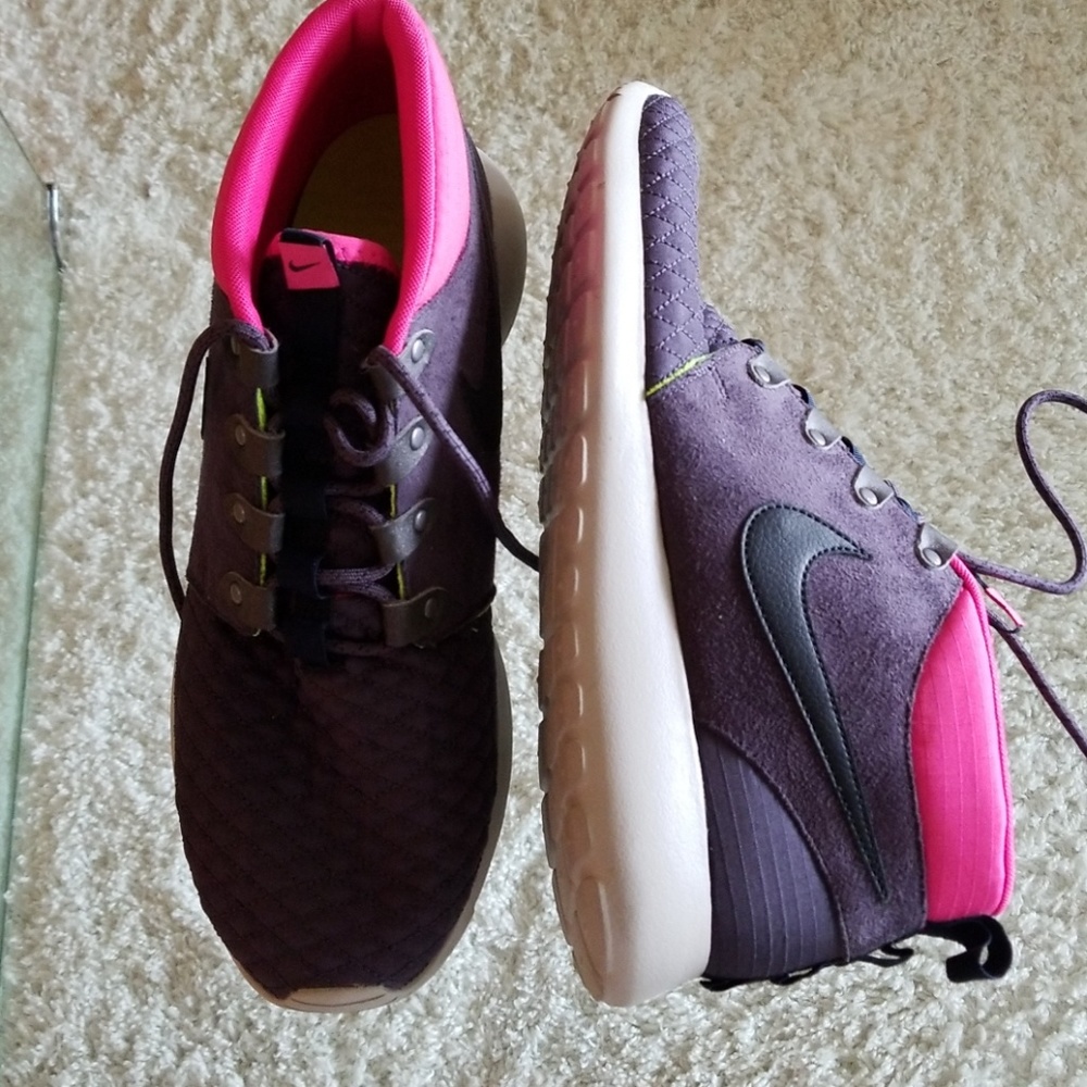 Nike Roshe Boots EXTREMELY RARE style and colorway